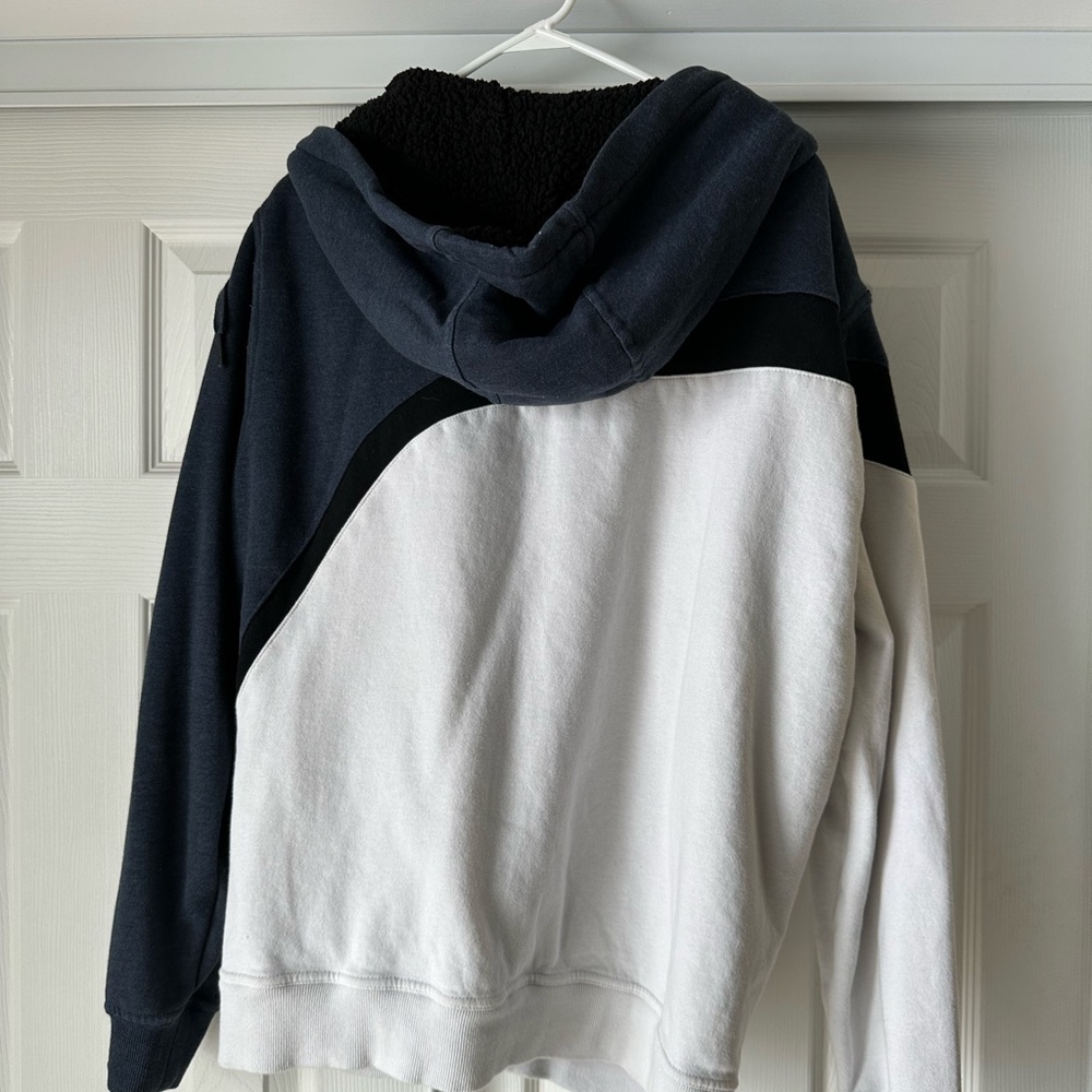 Fox sweatshirt